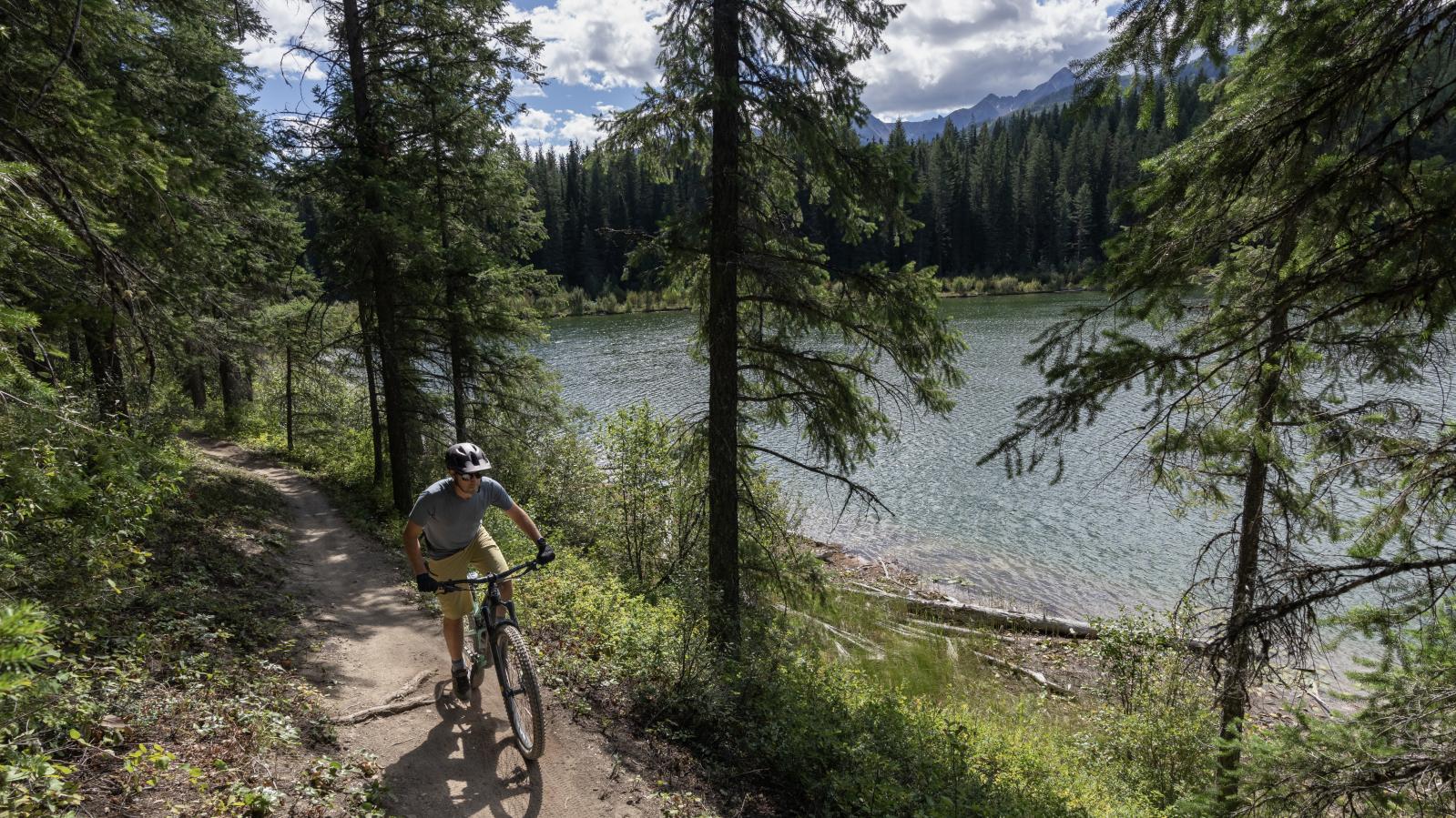 Cedar Lake, Moonrakers, Mountain Biking